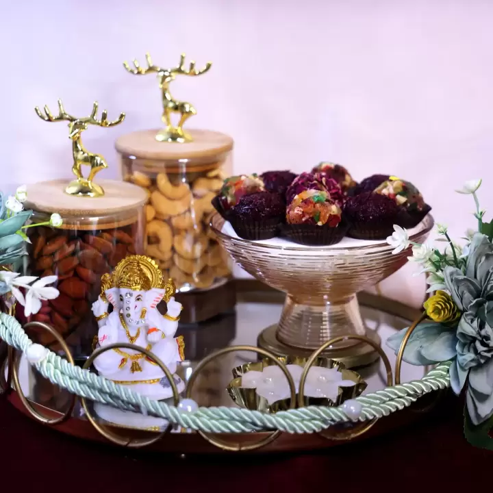 DIVINE BLESSINGS HAMPER