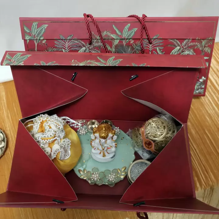 CRIMSON DIVINITY BOX