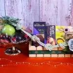 FRUIT & CHOCOLATE ELEGANCE BASKET