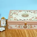 PEACH INDULGENCE BOX