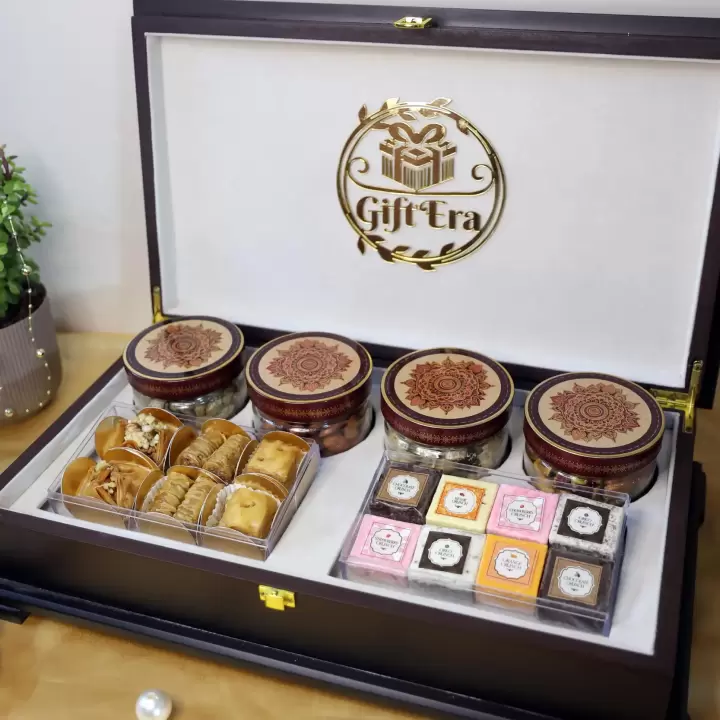 ROYAL INDULGENCE TRUNK